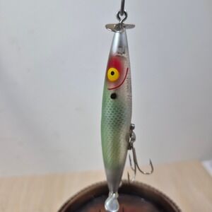 Vintage Heddon Dying Flutter Fishing Lure 9205 SD Shad Silver Green Prop NIB